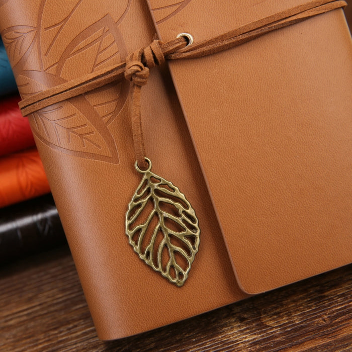 Creative Retro Autumn Leaves Pattern Loose-leaf Travel Diary Notebook, Size: L