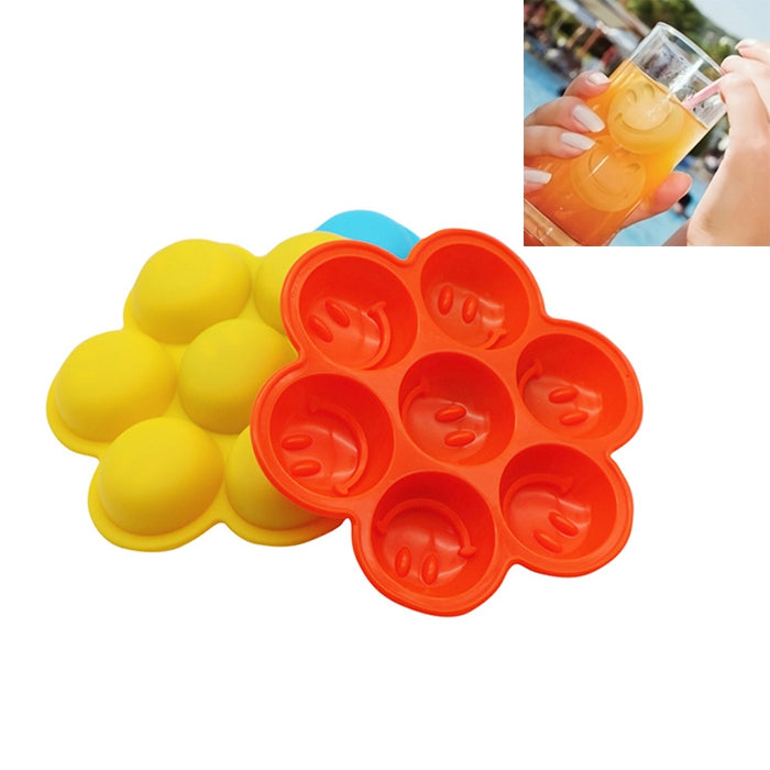 Smile Pattern Silicon Ice Cube Tray Ice Mold, Random Color Delivery