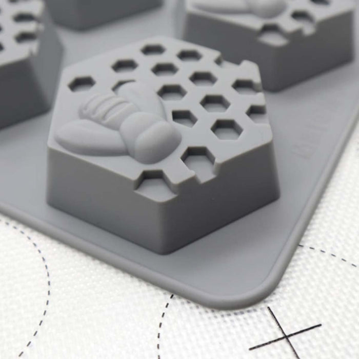 2 PCS 6 Grid Honeycomb Bee Silicone Handmade Soap Mould Chocolate Mooncake Mould